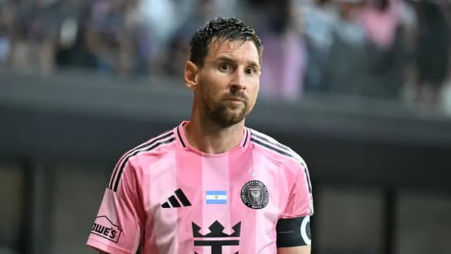 Messi returns to Miami training after World Cup break