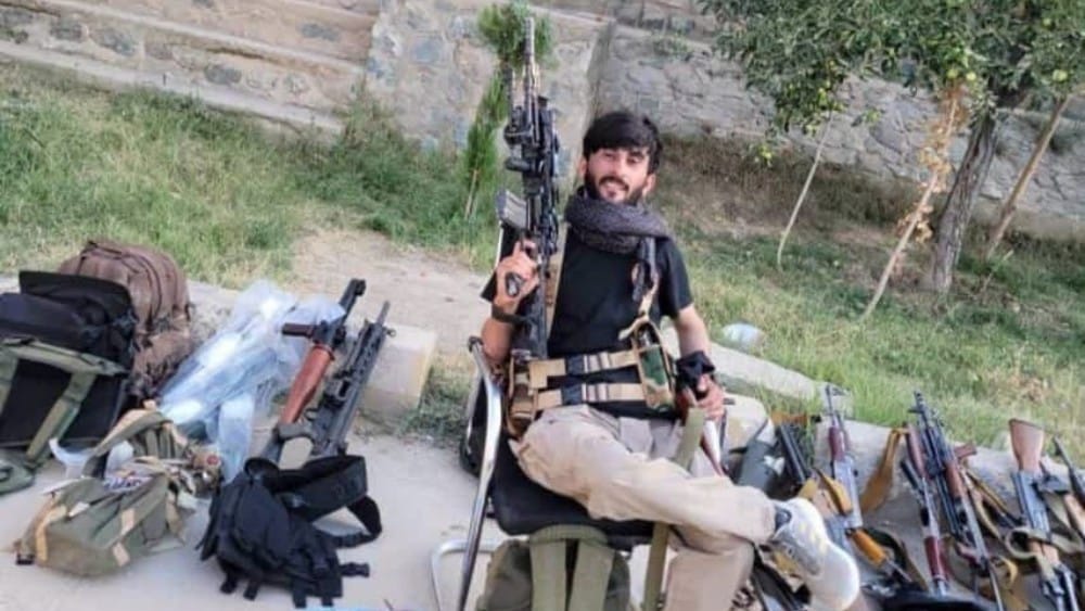 Anti-Taliban group briefly seizes strategic Badakhshan district of Afghanistan