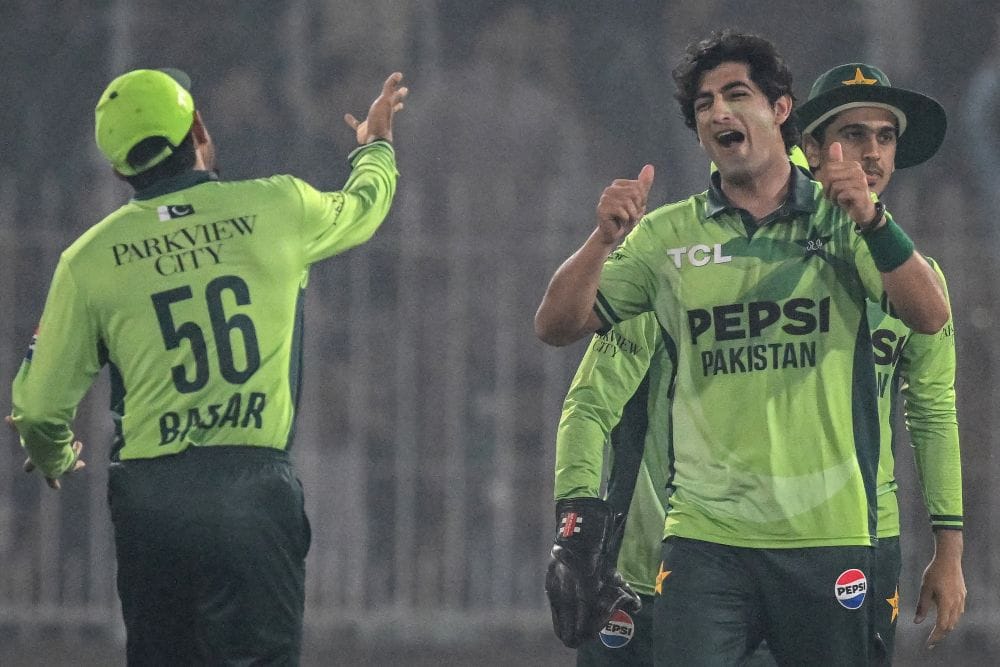 Pakistan edge South Africa in tense ODI finish in Faisalabad