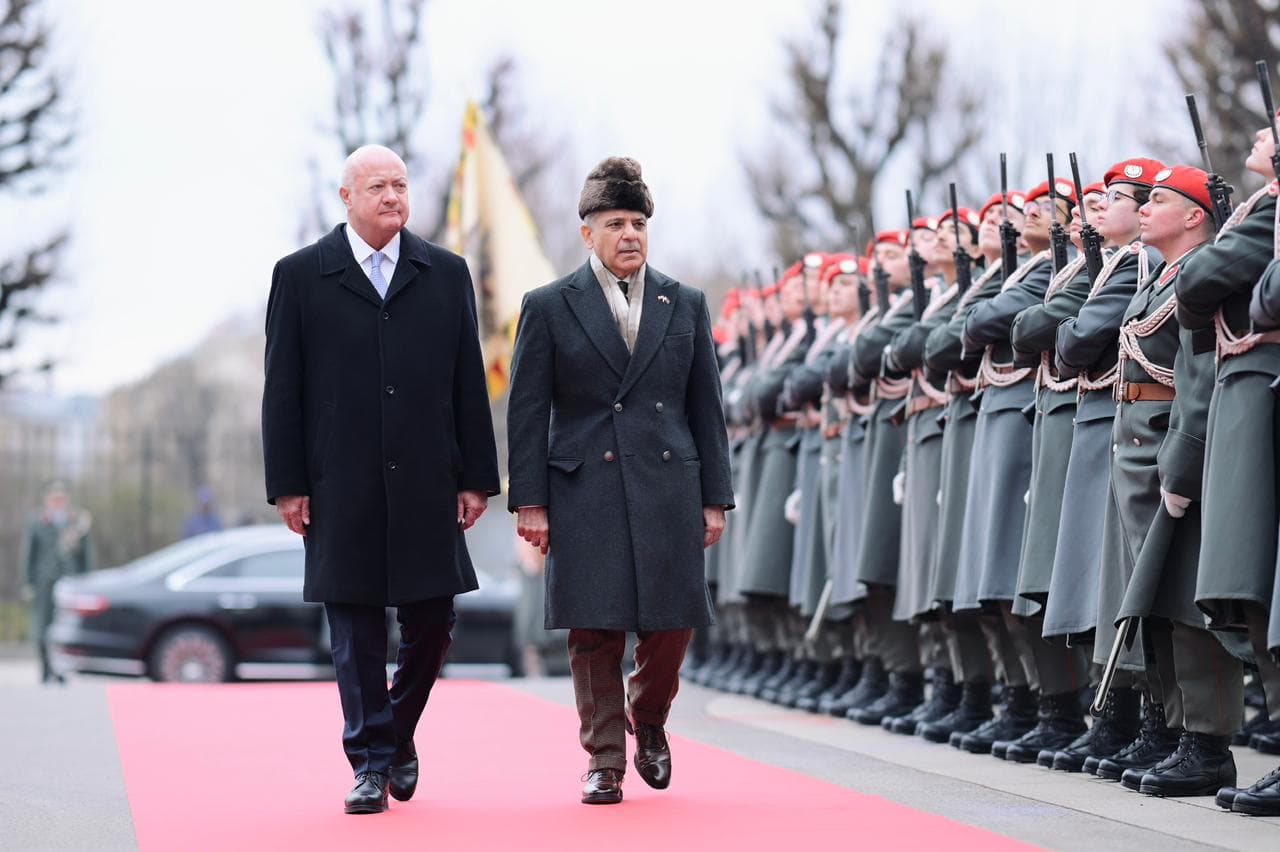 Prime Minister Muhammad Shehbaz Sharif was presented Guard of Honour upon arrival in Austria's Federal Chancellery, Vienna, 16 February 2026. (PMO)