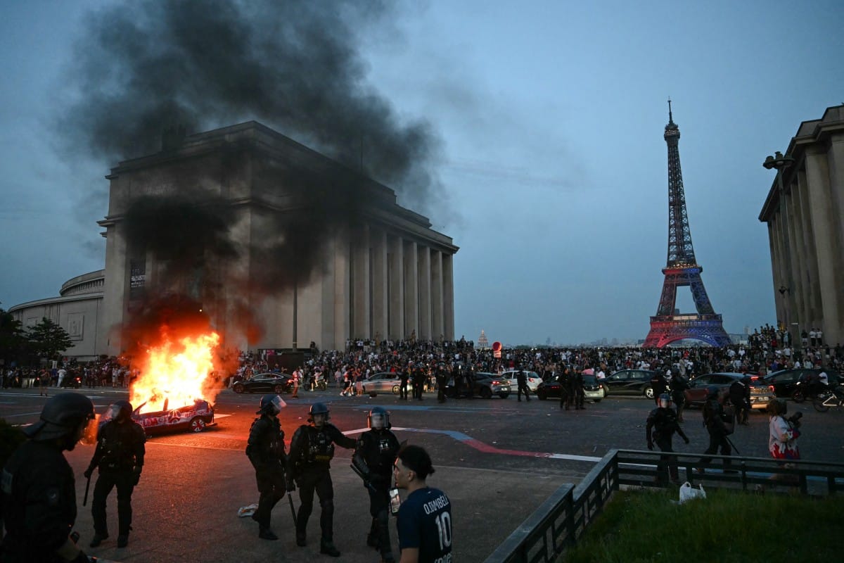 French police arrest 416 people in clashes after Champions League final