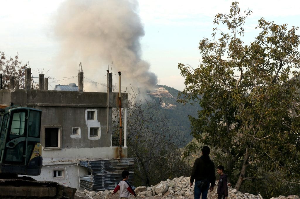 Israel launches fresh strikes on south Lebanon