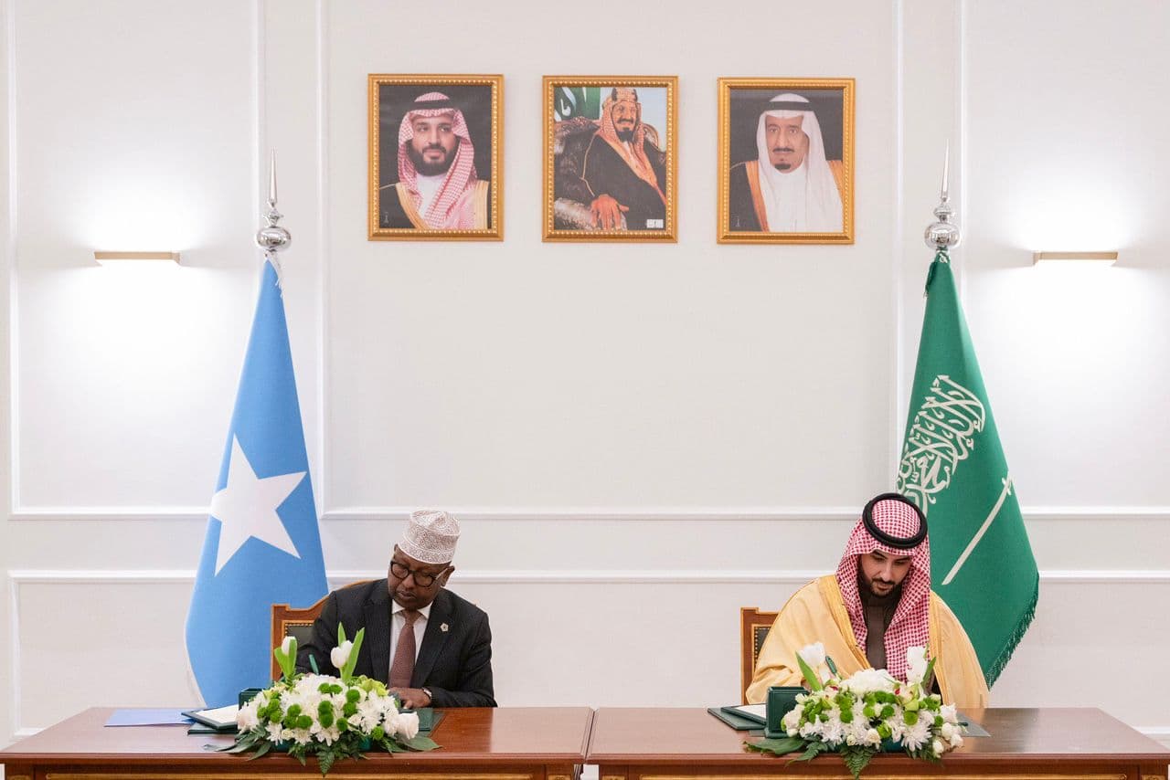 Somalia signs defense agreement with Saudi Arabia