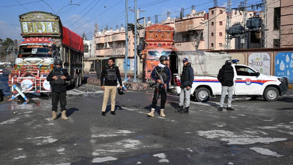 Pakistan reaffirms resolve to fight terrorism, honors victims worldwide