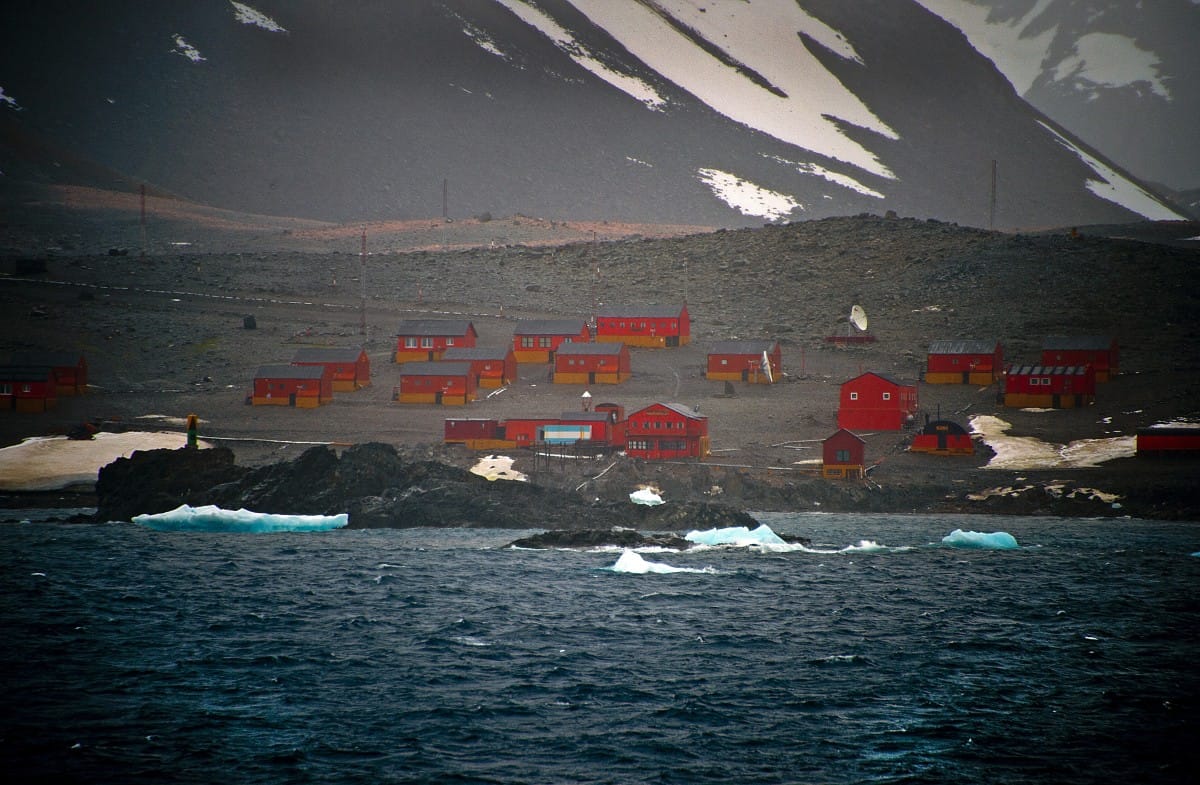 Antarctic Peninsula sees record high June temperatures