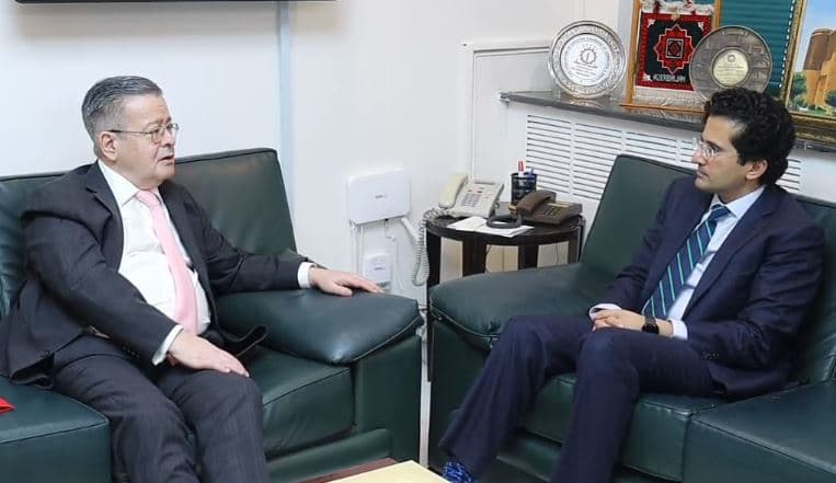 Pakistan, France deepen energy and mining cooperation
