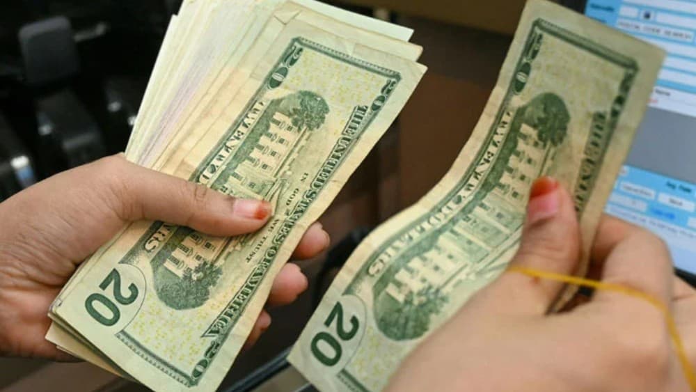 Pakistan’s State Bank reserves hit record $21.4 billion