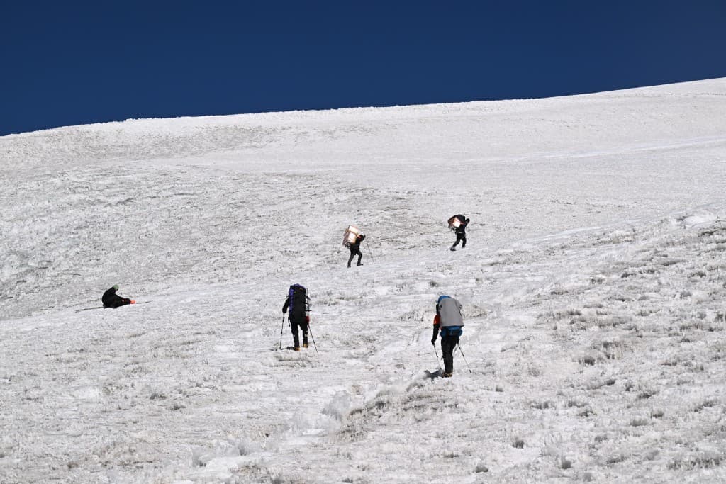 Thousands of glaciers to melt each year by mid-century: Study