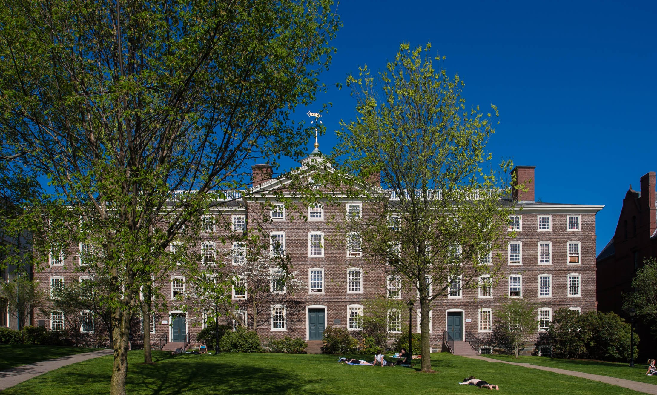 2 dead, 8 critical in shooting at US Ivy League school
