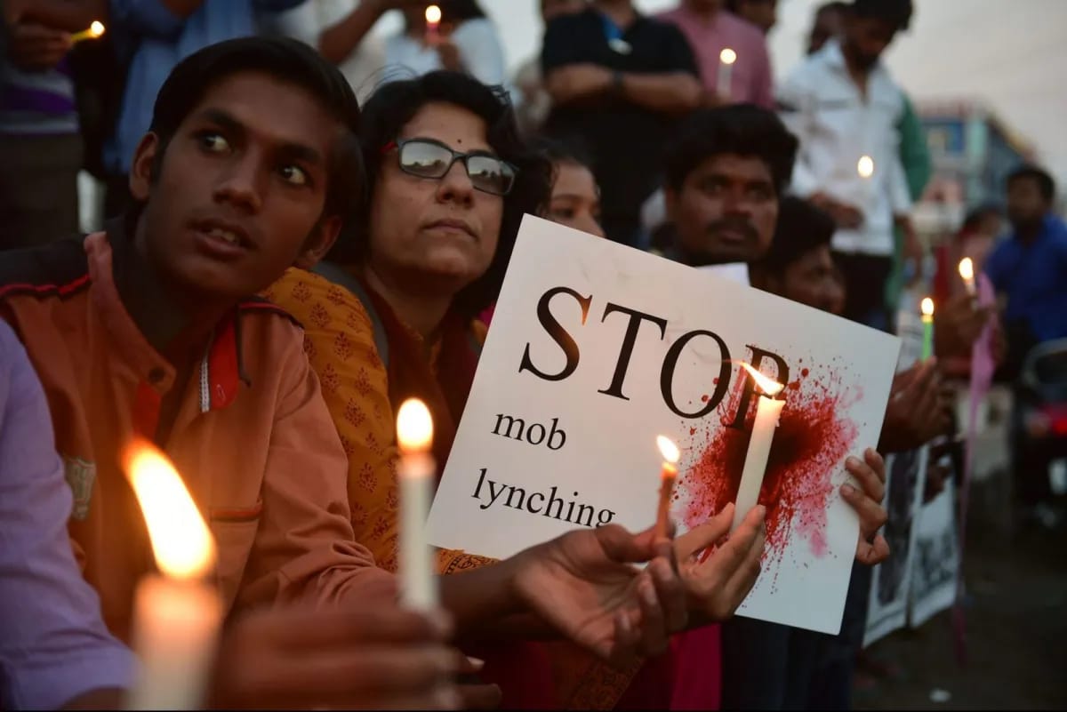 Indian mob lynching of Muslim man. (Social activists staging protest against mob lynching, in Bhopal on July 07, 2017.)