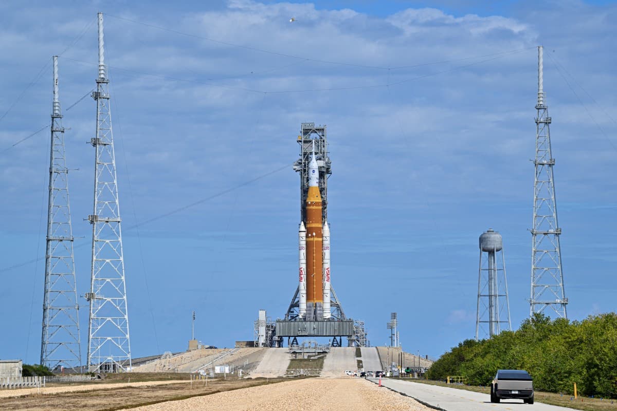 The Space Launch System (SLS) rocket and the Orion spacecraft, integrated for the Artemis II mission, are seen at Launch Pad 39B at the Kennedy Space Center in Cape Canaveral, Florida, on January 30, 2026 ahead of the first crewed mission to the Moon in m