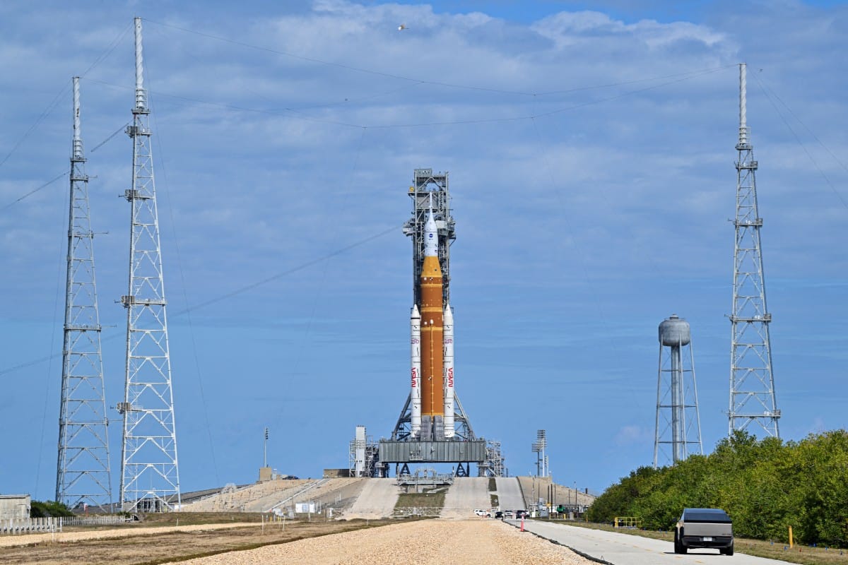 The Space Launch System (SLS) rocket and the Orion spacecraft, integrated for the Artemis II mission, are seen at Launch Pad 39B at the Kennedy Space Center in Cape Canaveral, Florida, on January 30, 2026 ahead of the first crewed mission to the Moon in m