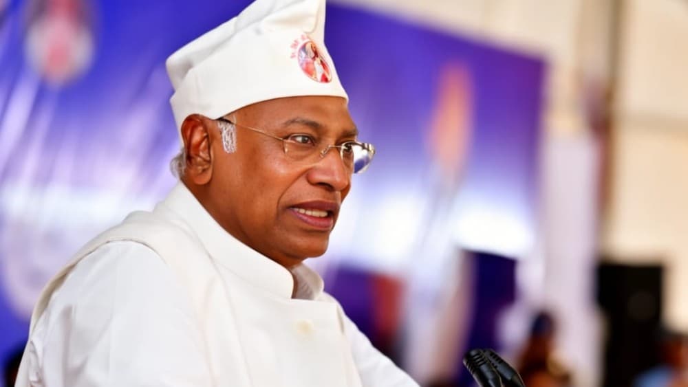 Kharge says Modi govt ‘hell-bent on incinerating kitchens’ with LPG price hike