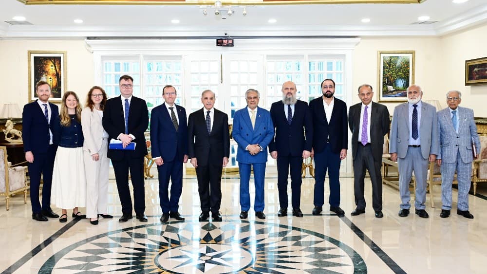 PM Sharif invites Norwegian investment in oil and gas industry