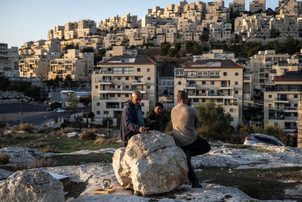 Israel security cabinet approves 19 new West Bank settlements