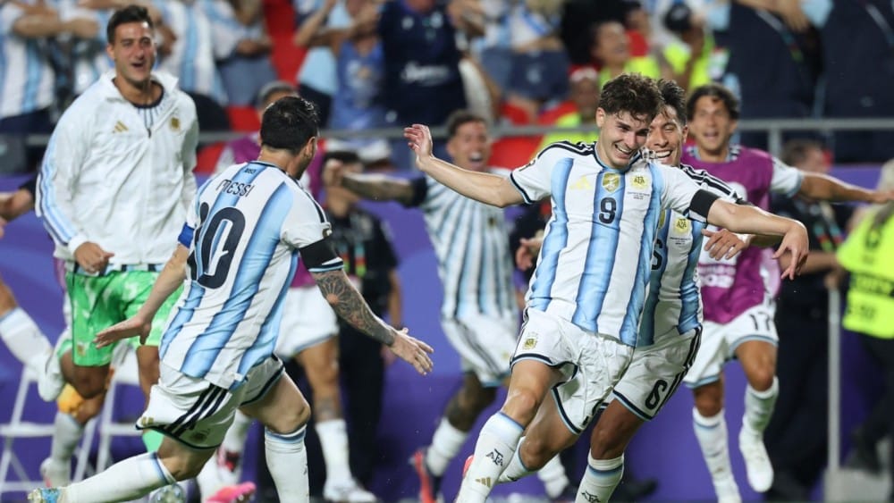 Scaloni says fatigue not a concern for Argentina in World Cup semi-final