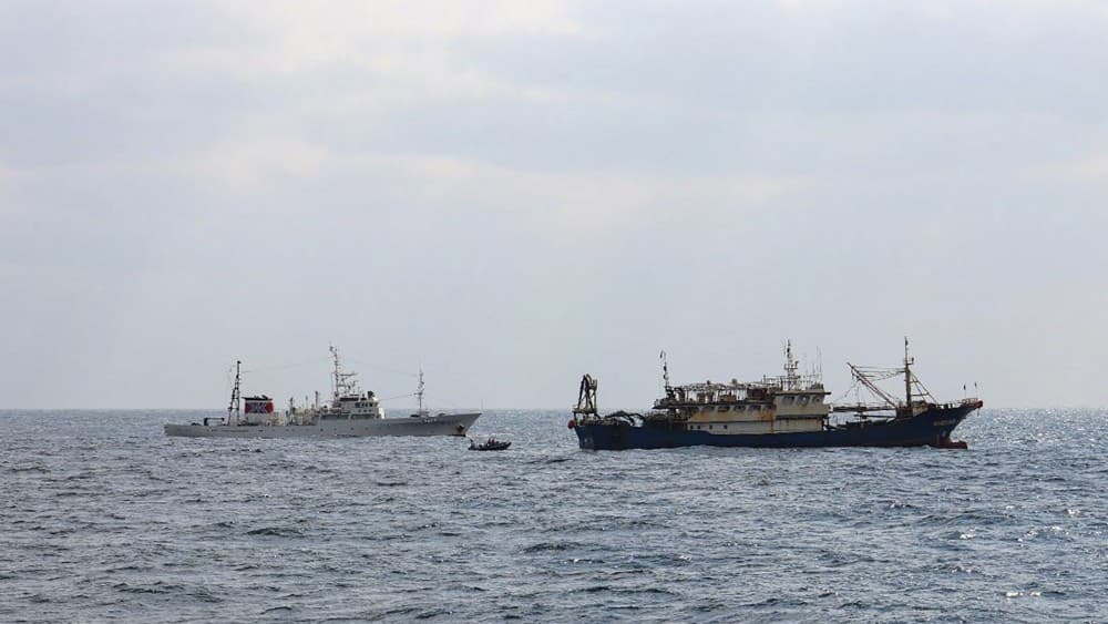 Japan seizes Chinese fishing vessel, arrests captain