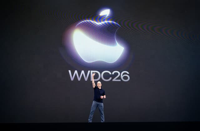 Apple tries again on AI, turns to Google for help