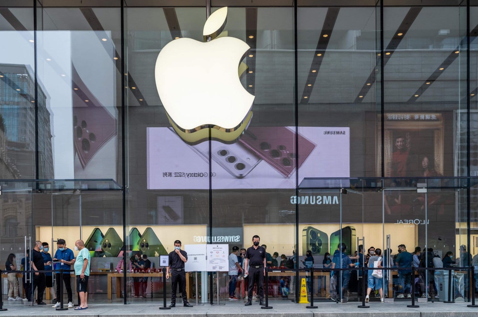 Apple raises prices for MacBooks and iPads, as costs soar over AI