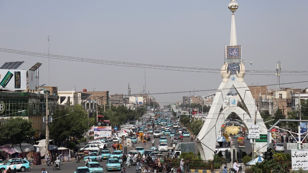 Rebellious Afghan taxi drivers defy ban on music