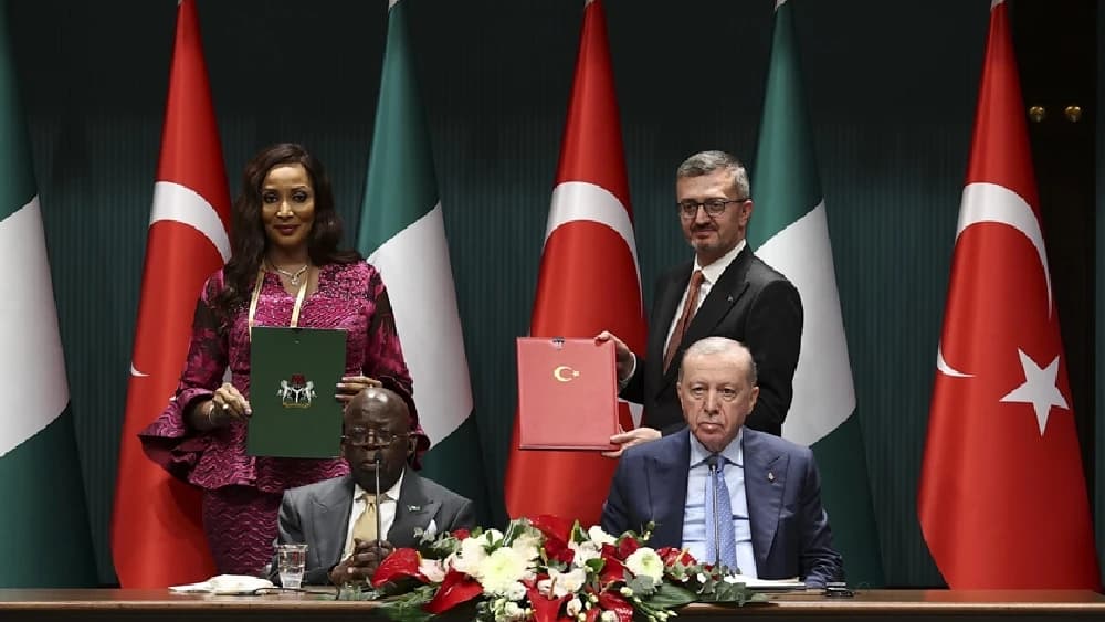 Turkish President Recep Tayyip Erdogan and Nigerian President Bola Ahmed Tinubu witness the signing of nine agreements between Turkiye and Nigeria on January 27, 2026. (File photo: Anadolu Agency)