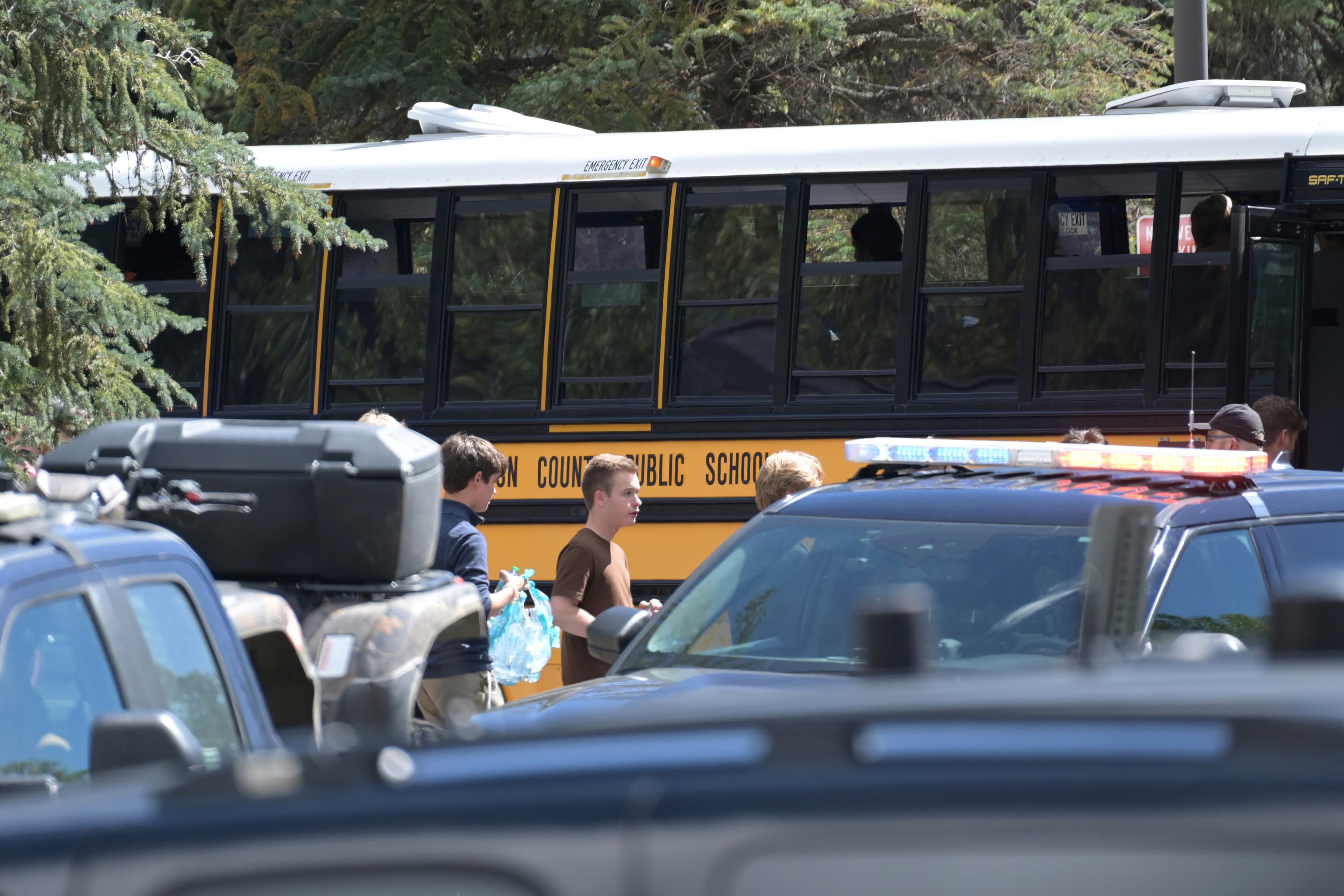 16-year-old with a loaded gun threatened to shoot up his New York City high school, police say