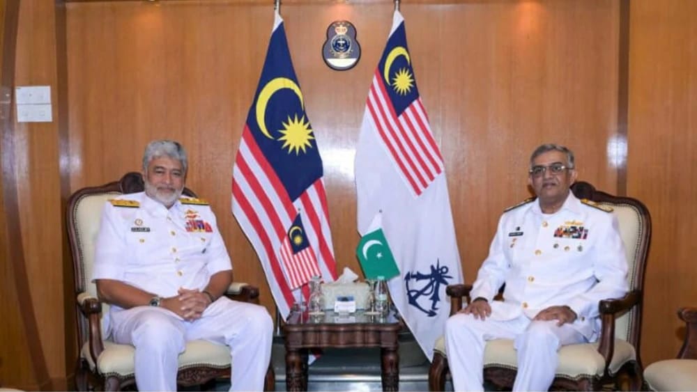 Chief of the Naval Staff Admiral Naveed Ashraf meets Royal Malaysian Navy leadership during his official visit to Malaysia on February 8, 2026. (Photo: ISPR)