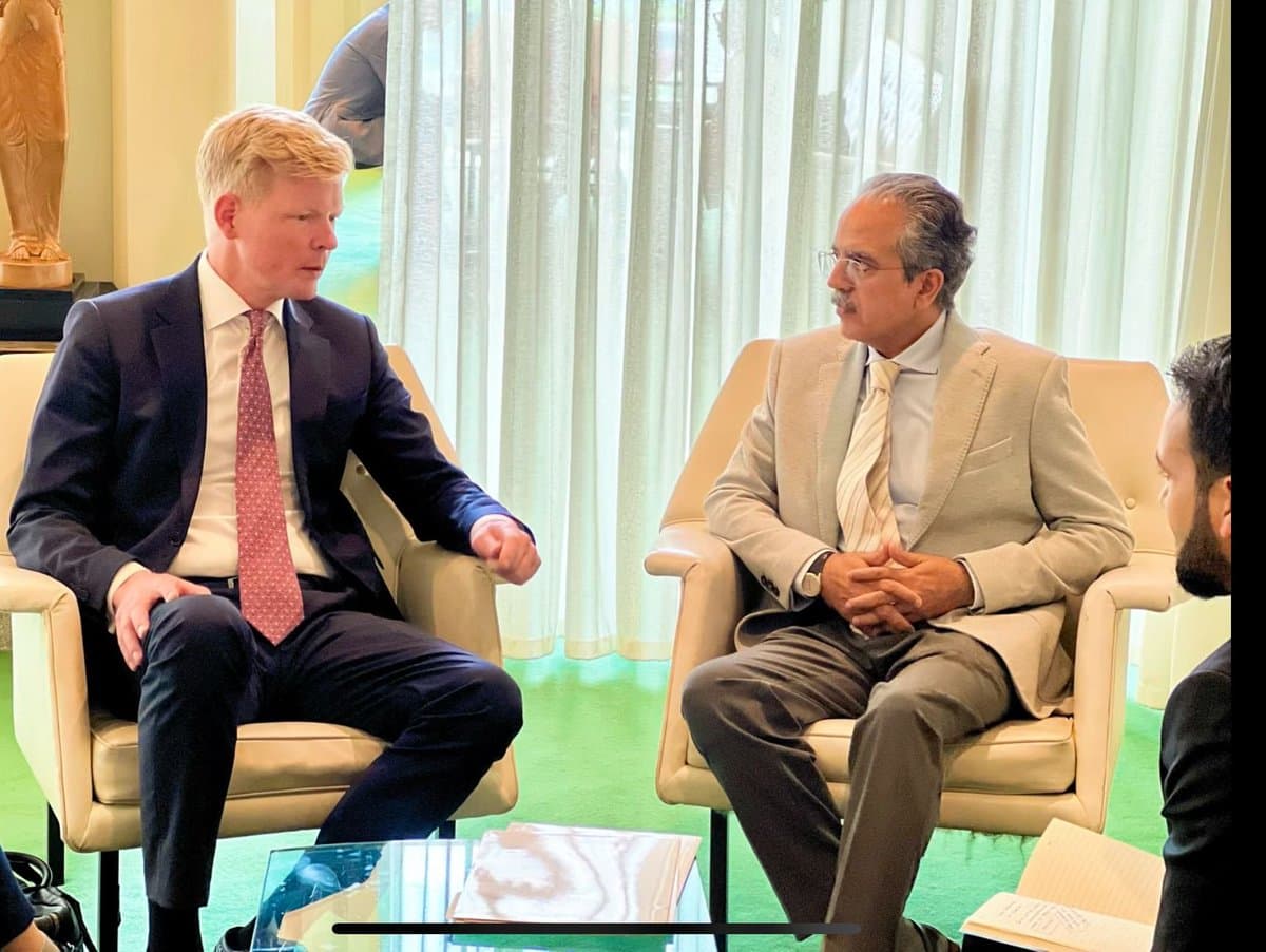 Ambassador Asim Iftikhar Ahmad, Permanent Representative of Pakistan, met Mr. Hans Grundberg, UN Special Envoy for Yemen to discuss the latest situation.