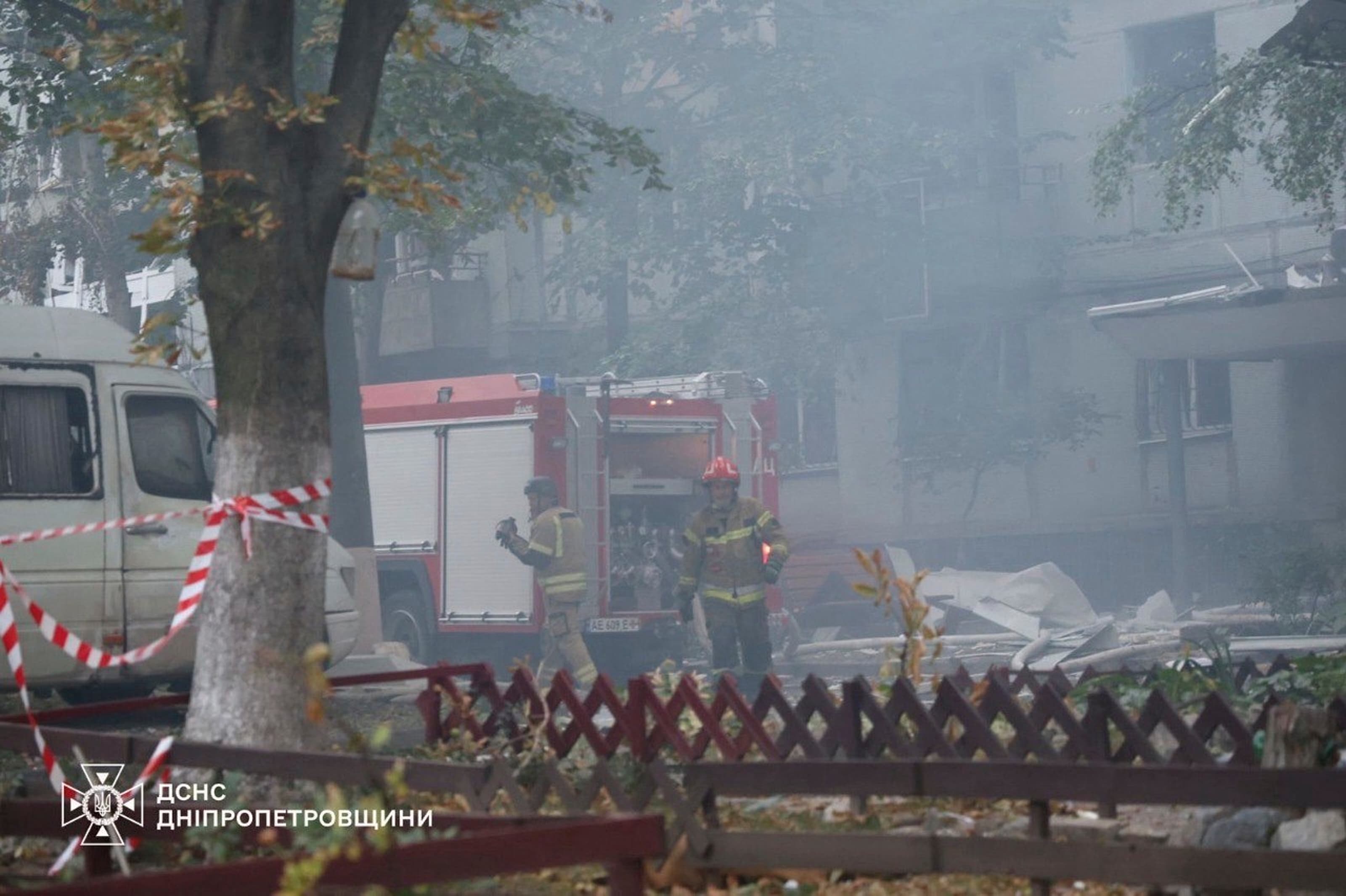 Russia unleashes massive strikes on Ukraine, killing 3, wounded dozens