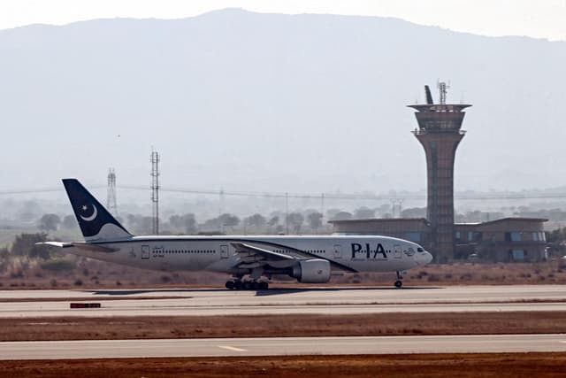 Pakistan national carrier resumes direct flights to Britain after five-year hiatus