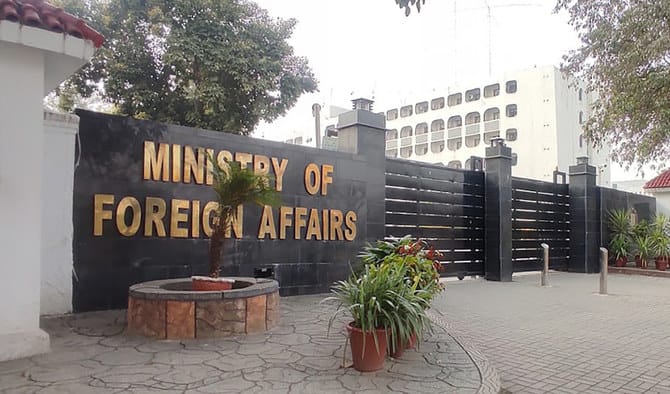 Pakistan along with 21 countries strongly condemn Israeli official’s visit to ‘Somaliland’
