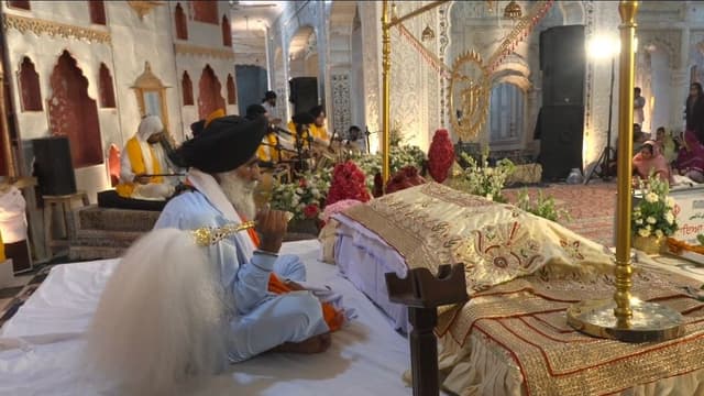 Indian Sikh pilgrims commend Pakistan’s hospitality, arrangements at Lahore Jor Mela