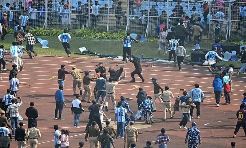Football fans slam India over Messi tour mismanagement