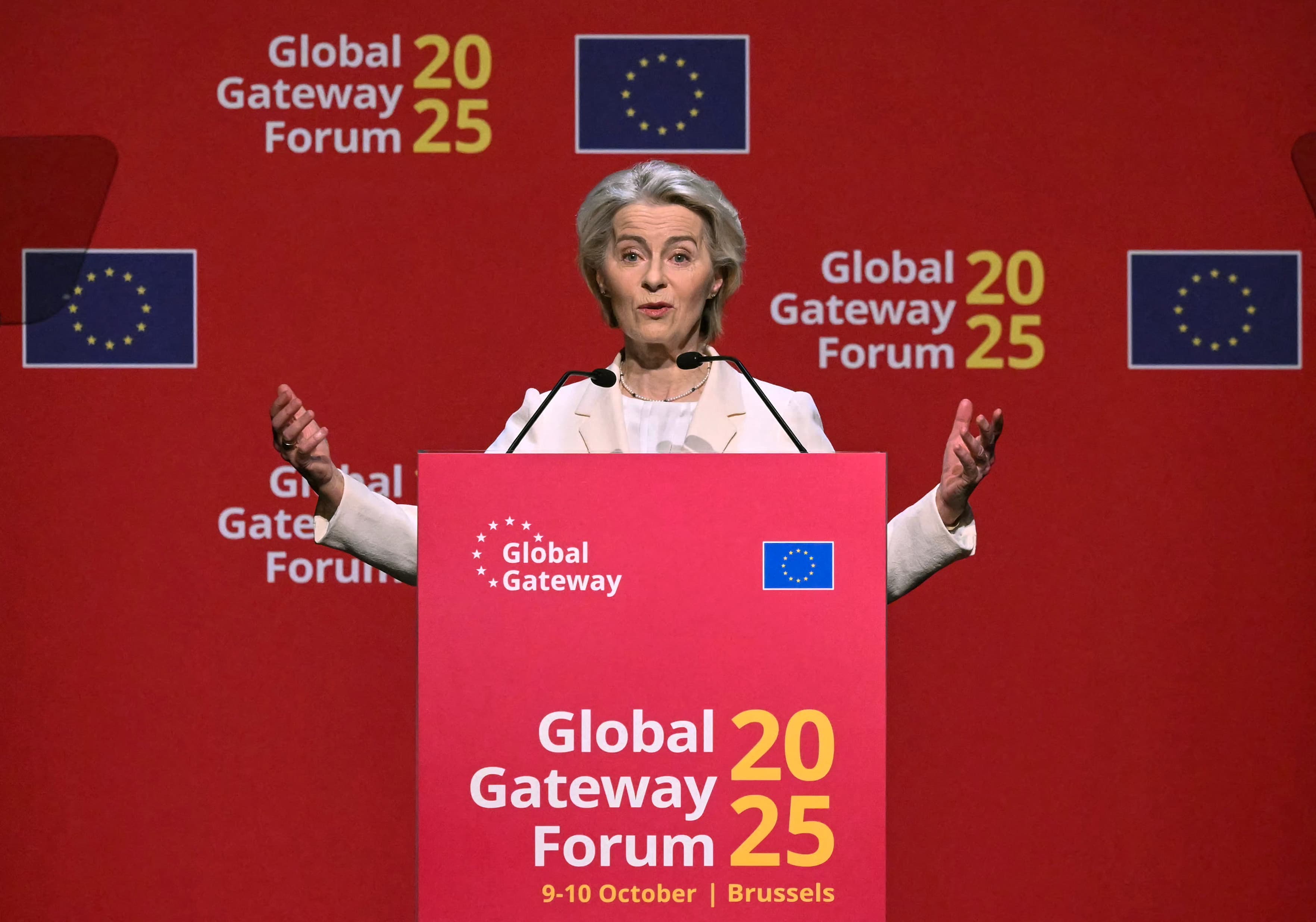 EU aims for over €400B in Global Gateway investments: von der Leyen