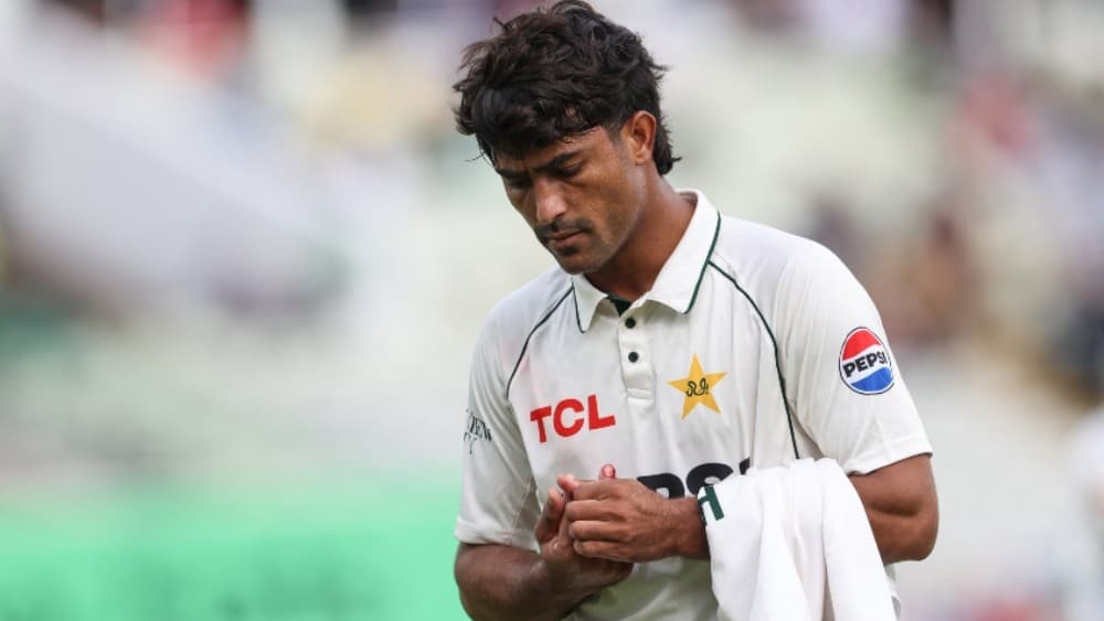 From obscurity to smashing sixes: Pakistan's Razaullah rises to stardom