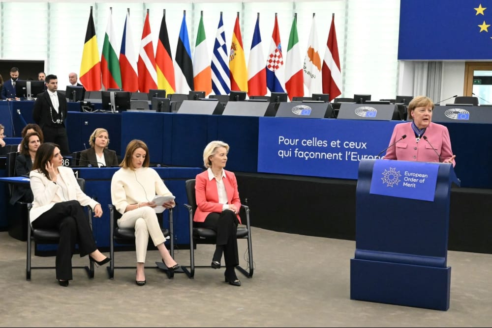 EU agrees to implement US trade pact after Trump threats