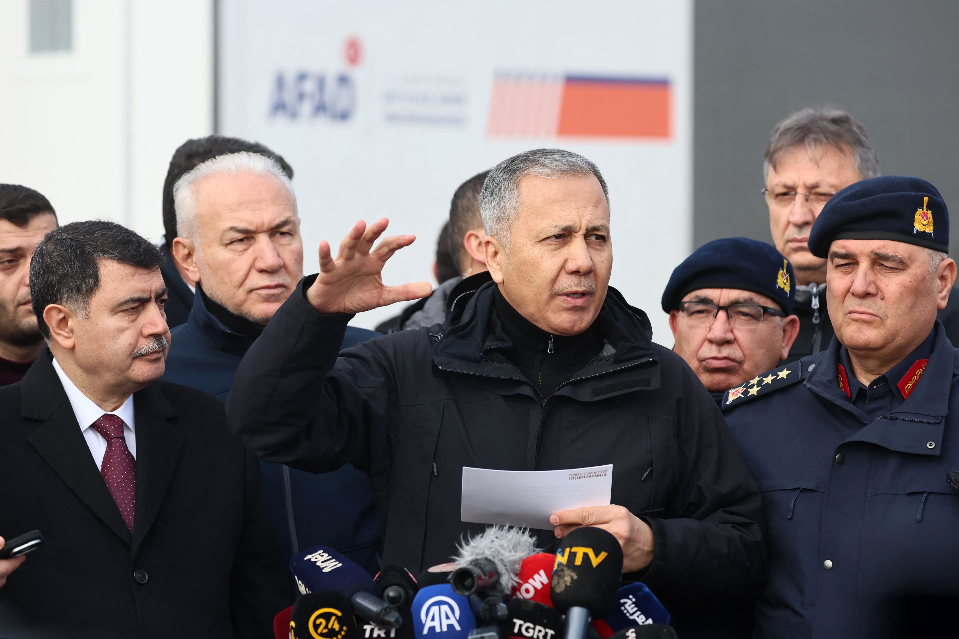 Türkiye detains 125 ISIS suspects in nationwide sweep: minister