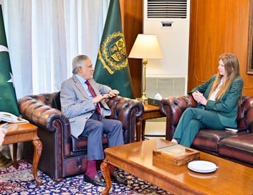 Deputy Prime Minister / Foreign Minister Senator Mohammad Ishaq Dar received British High Commissioner Jane Marriott today.