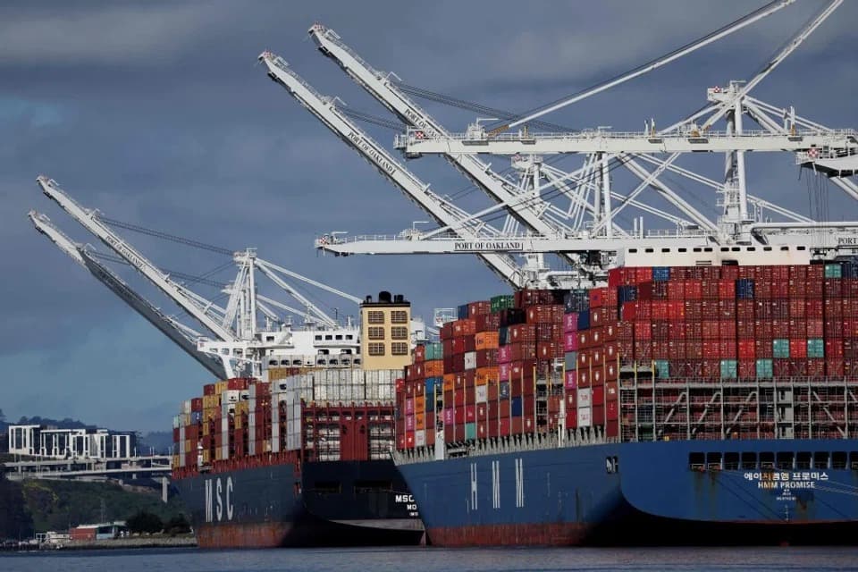 Container ships at the Port of Oakland on 8 March 2023 in Oakland, California. (AFP/FILE)