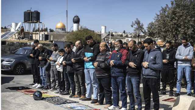 Eight Muslim states including Pakistan condemn Israel’s continued closure of Al-Aqsa Mosque