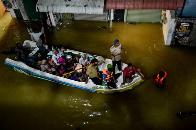 India blocking humanitarian flights to flood-hit Sri Lanka: Foreign Office