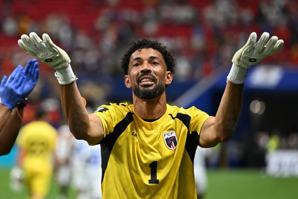 From second division to World Cup stardom: Vozinha becomes viral hero