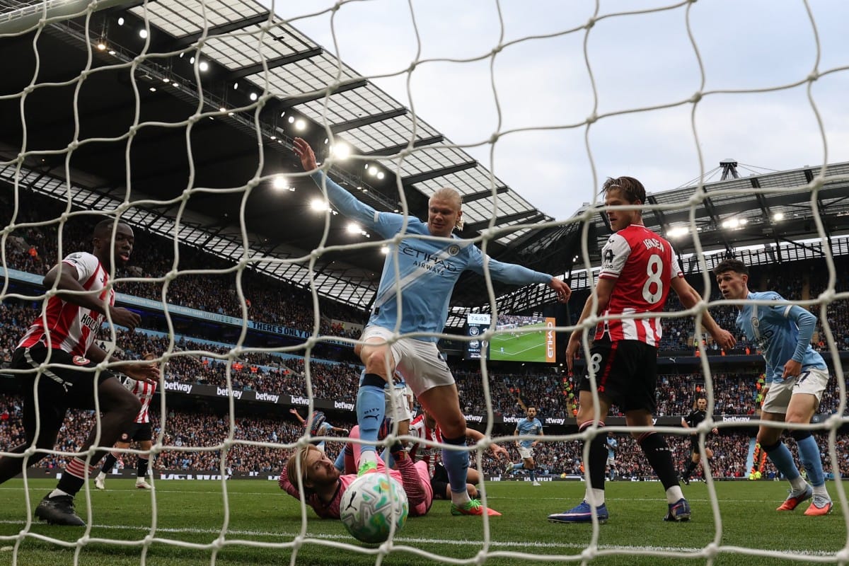 Man City beat Brentford to close gap on leaders Arsenal