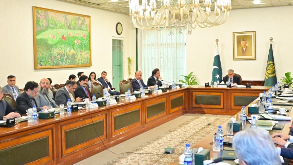 Deputy Prime Minister and Foreign Minister Senator Ishaq Dar chaired a meeting on Monday to review the Auto and Auto Parts Policy, with a particular focus on accelerating Pakistan’s transition towards Electric Vehicles (@DPM_PK)