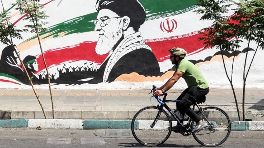 Iran army says halted retaliatory attacks as US holds fire