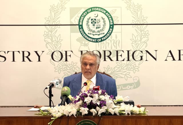 Pakistan passed on Saudi assurances to Iran of no use of territory: Dar