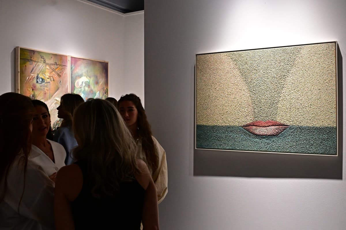 Dubai's annual art fair opens despite regional war
