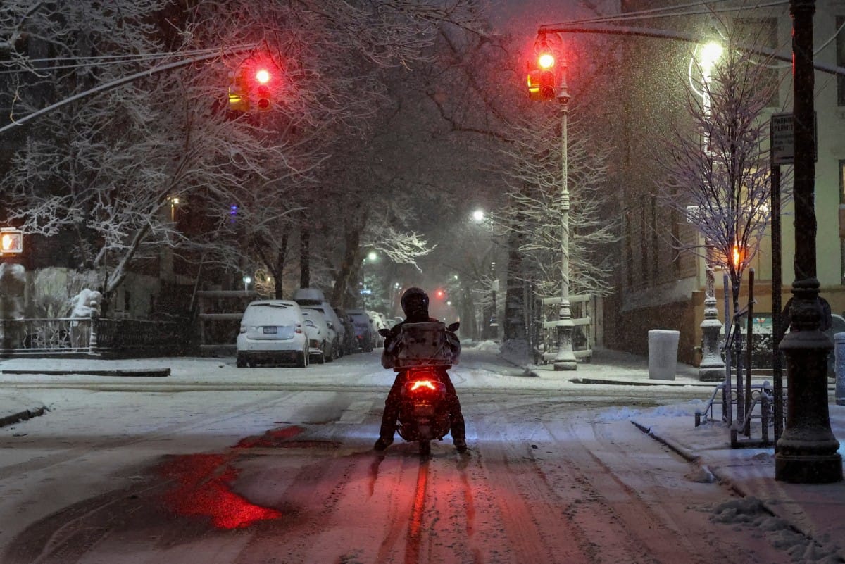 New York mayor orders citywide travel ban as major storm hits US