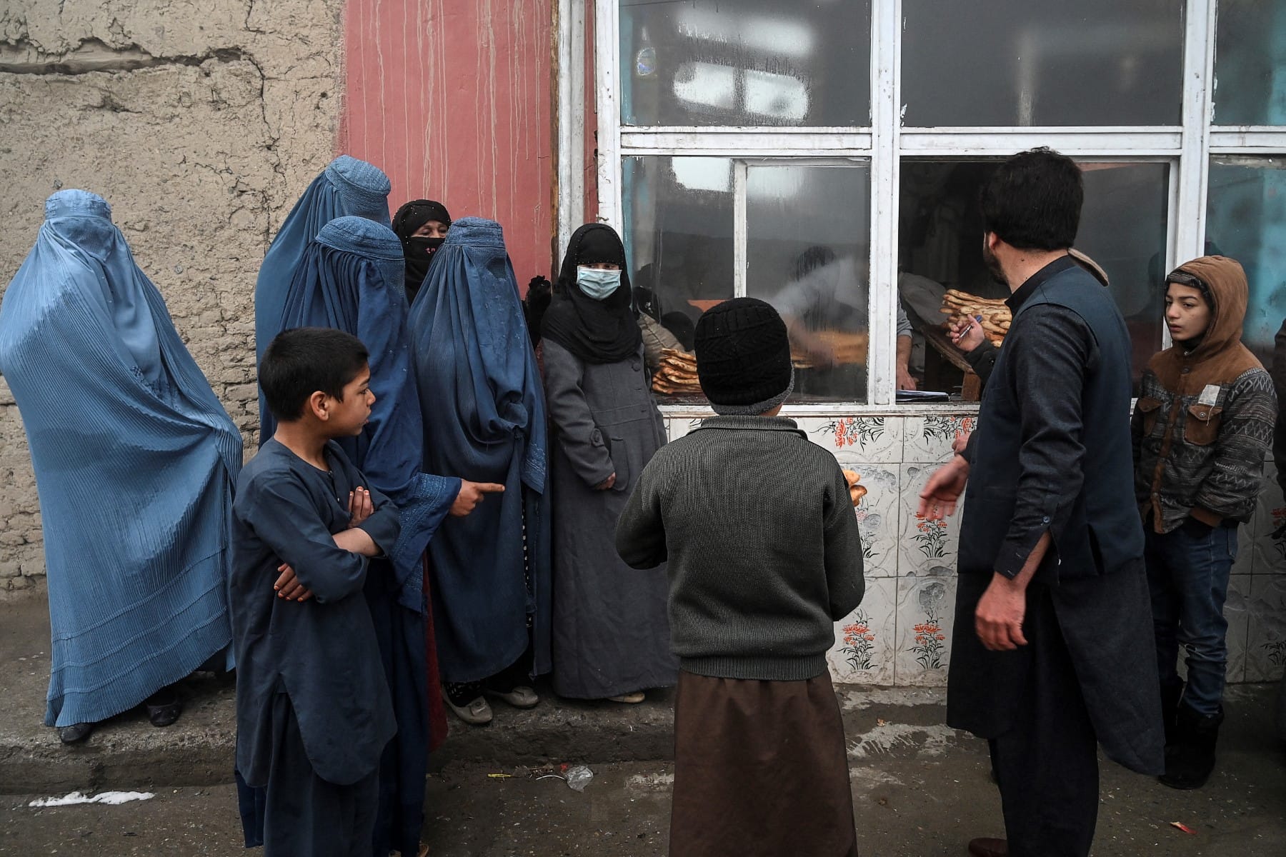 Afghanistan hunger crisis deepens as 4.7 million face emergency food shortages: WFP