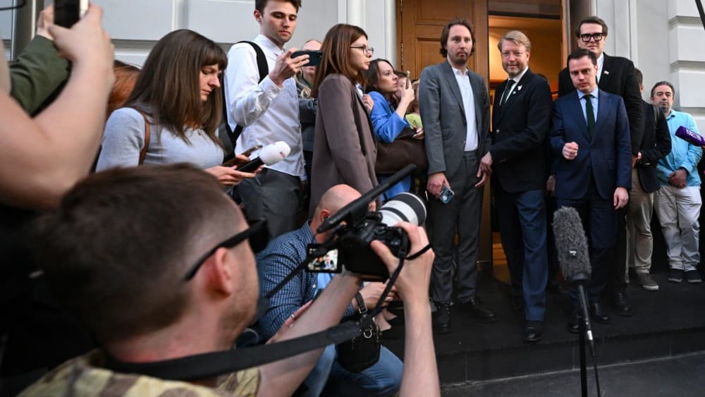 Russia bars only anti-war party from elections